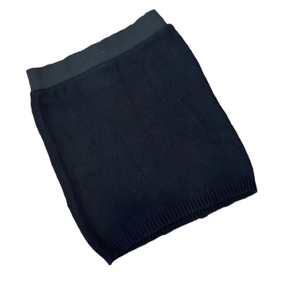 •MUDD•BLACK MINI SKIRT IN SWEATER MATERIAL SIZE XS ELASTIC WAISTBAND - Picture 1 of 3